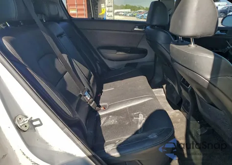 2020 Kia Sportage Ex z USA, uszkodzony, nr VIN KNDPN3AC1L7811893